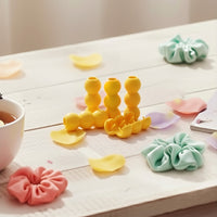 Eazybead -Z™ Yellow Banana 💗  Clips on in less than 10 seconds